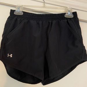 Women’s Size Small Under Armour Athletic Shorts